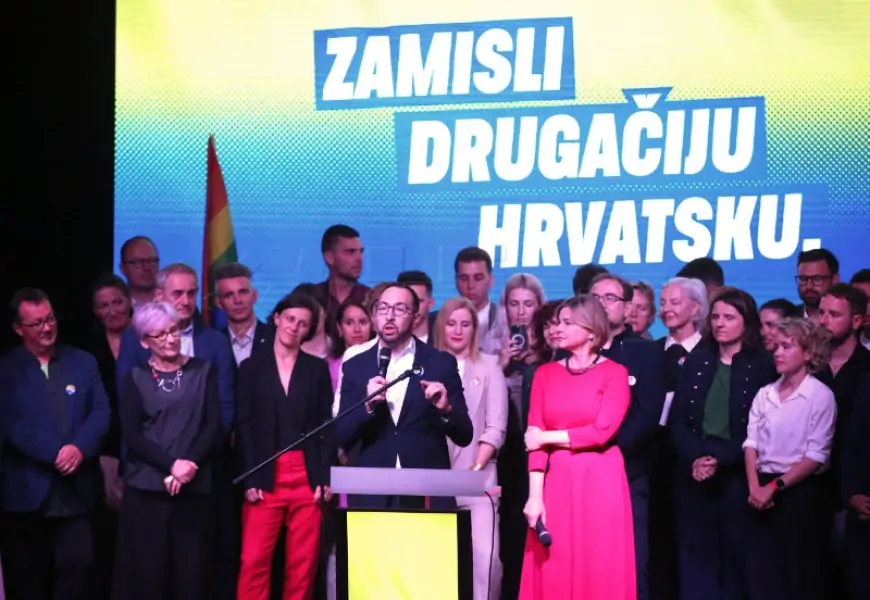 BENČIĆ (MOŽEMO!) POZVALA SVE POLITIČKE OPCIJE DA PODRŽE MANJINSKU SDP-ovu VLADU