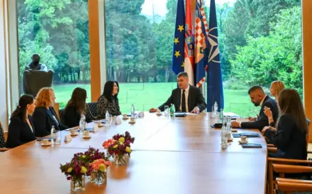 PREDSJEDNIK MILANOVIĆ S UDRUGOM "KRIJESNICA"