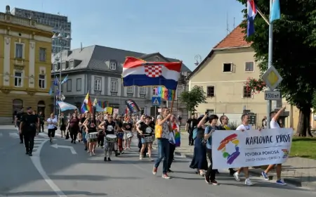 STOTINJAK OSOBA NA KARLOVAC PRIDEU