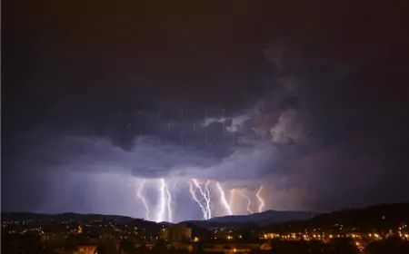 DHMZ: TOPLINSKI VAL PONEGDJE ZAVRŠAVA UZ GRMLJAVINSKO NEVRIJEME
