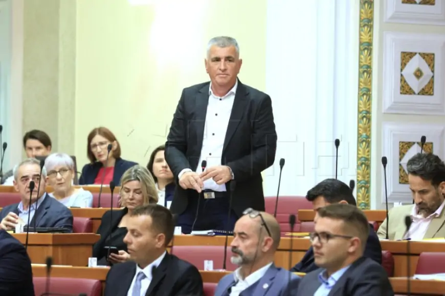 SABOR: DOBRO JE DA SE U LOKALNOJ UPRAVI MOŽE OSTATI DO 67. GODINE