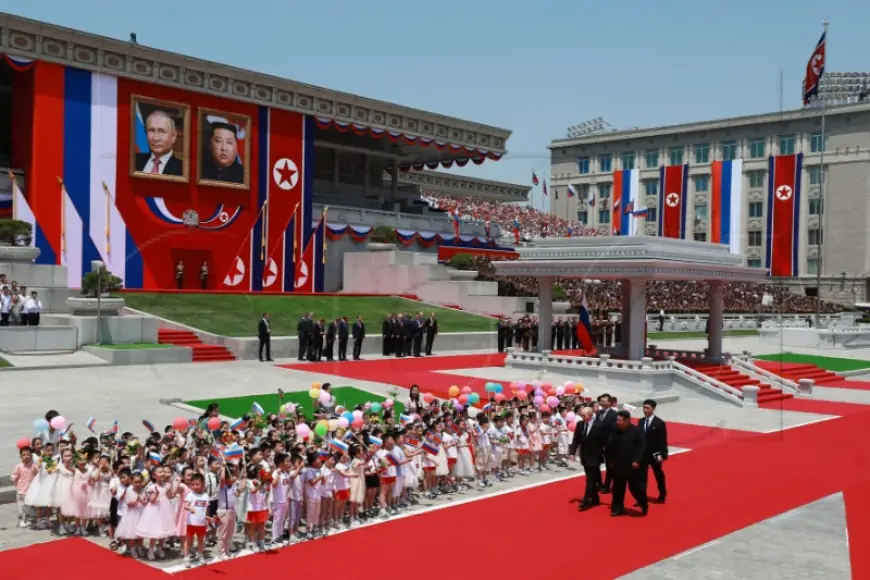 PUTIN KIMU POKLONIO LUKSUZNU RUSKU LIMUZINU