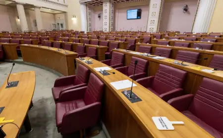 OPORBA: REZOLUCIJA CRNE GORE JE ODRAĐIVANJE POSLA ZA VUČIĆA