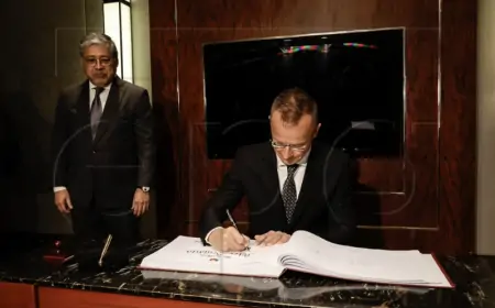 SZIJJARTO SE ŽALI ZBOG ODNOSA EK-a, HRVATSKU PROGLASIO NEPOUZDANOM ZEMLJOM