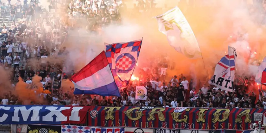 TORCIDA: SVI U KNIN!