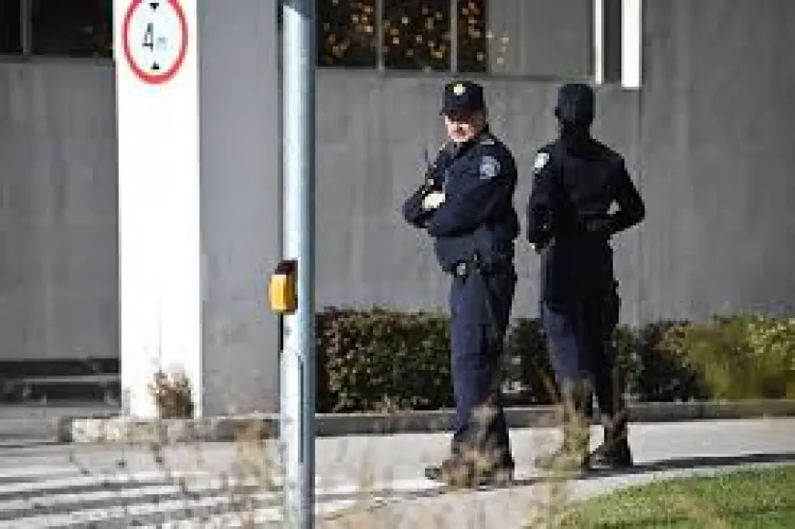 SPLITSKA POLICIJA PRIVELA GORANA KOTURA, NAVODNO JE SMRĆU PRIJETIO ŽENSKOJ OSOBI