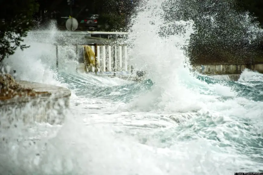 OBILNA KIŠA U DIJELU ZADARSKE ŽUPANIJE, NAJVIŠE STRADALA BOŽAVA NA DUGOM OTOKU