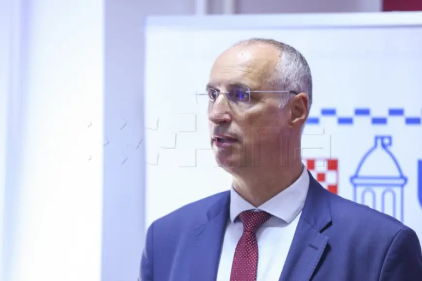 PULJAK PONOVNO IZABRAN ZA PREDSJEDNIKA CENTRA