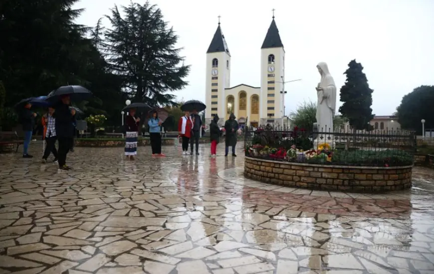 VJERNICI U MEĐUGORJU MISLE DA SU UKAZANJA GOSPE AUTENTIČNA