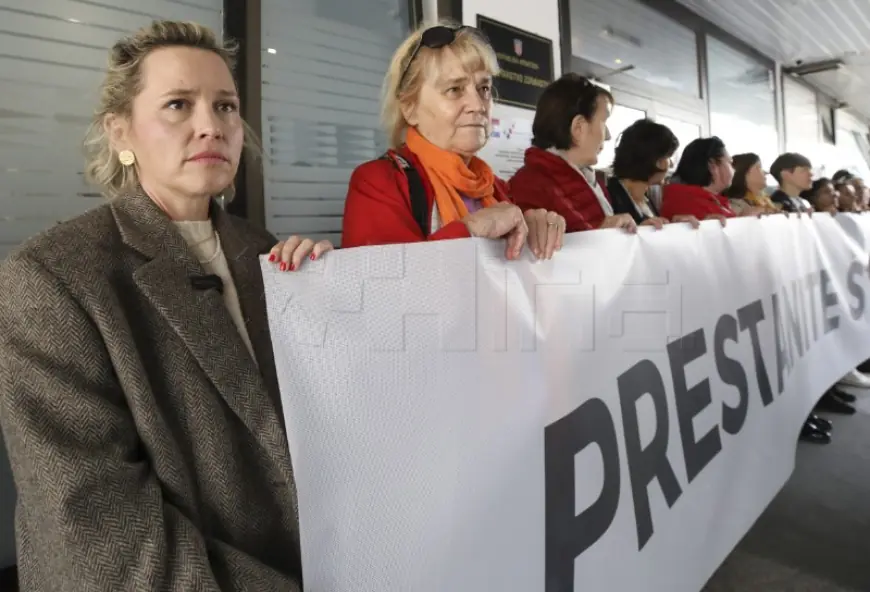 PROSVJED ISPRED MINISTARSTVA ZDRAVSTVA- "PRESTANITE ŠTITITI SILOVATELJE"