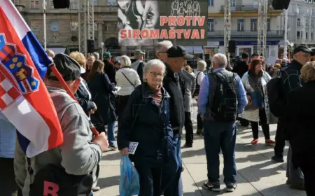 UMIROVLJENICI PROSVJEDOM TRAŽE DA PROSJEČNA MIROVINA BUDE 60 POSTO PLAĆE