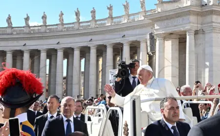 PAPA POZVAO NA DAN MOLITVE ZA MIR 7. LISTOPADA, GODIŠNJICU HAMASOVIH NAPADA NA IZRAEL