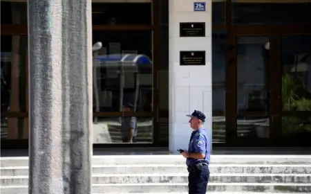 ZBOG ATENTATA NA SPLITSKIM SKALICAMA USKOK OPTUŽIO PRIPADNIKE PETRAKOVE SKUPINE