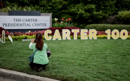 JIMMY CARTER GLASAO ZA KAMALU HARRIS