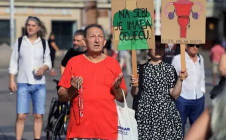 ENGLESKA I WALES UVELE ZABRANJENE ZONE OKO KLINIKA ZA POBAČAJE