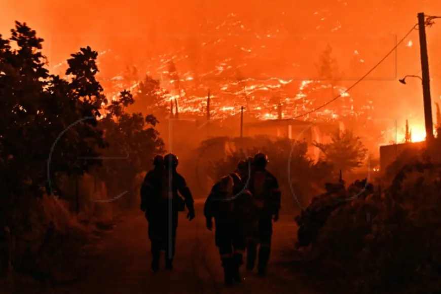 KANADER HRZ-a POMOĆI ĆE GRČKOJ U GAŠENJU POŽARA
