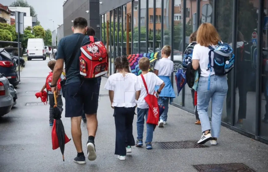 PONAŠANJE PROBLEMATIČNOG UČENIKA IZAZVALO PROSVJED RODITELJA I U NOVOJ ŠKOLI