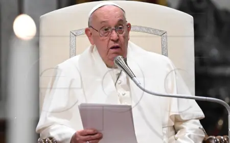 PAPA IZRAZIO SOLIDARNOST SA ŠPANJOLCIMA POGOĐENIM POPLAVAMA