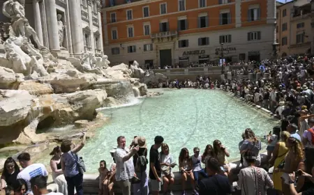 PODSMIJEH ZBOG JEFTINE ALTERNATIVE ZNAMENITOJ FONTANI DI TREVI