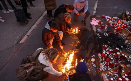NOVI SAD: TROJE OZLIJEĐENIH NA KOLODVORU I DALJE KRITIČNO, POKOPANA PRVA ŽRTVA
