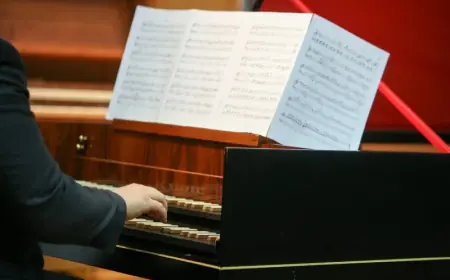 IZABRANE HRVATSKE PJESME ZA PRVU PJESMARICU EU-a