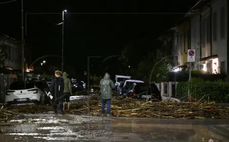 OLUJA NA SICILIJI ODNIJELA AUTOMOBILE U MORE, NEMA OZLIJEĐENIH