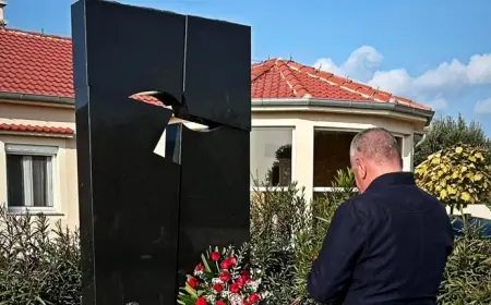 BULJ ODAO POČAST ŽRTVI U ŠKABRNJI U DOMOVINSKOM RATU