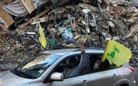 PRIMIRJE IZMEĐU IZRAELA I HEZBOLAHA SE DRŽI, LIBANONSKI CIVILI POSTUPNO KREĆU KUĆI