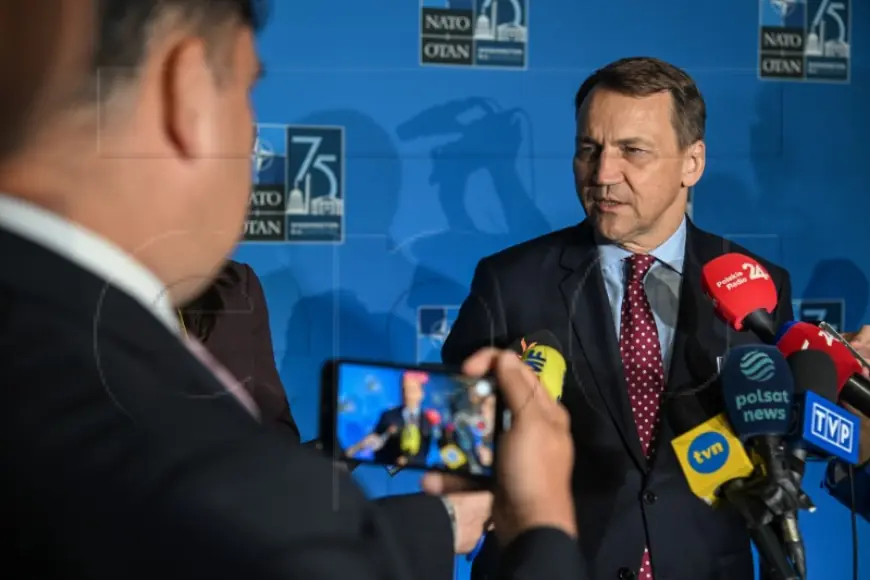 POLJSKI MINISTAR SIKORSKI ODBACIO POZIV UKRAJINE ZA VIŠE BORBENIH ZRAKOPLOVA