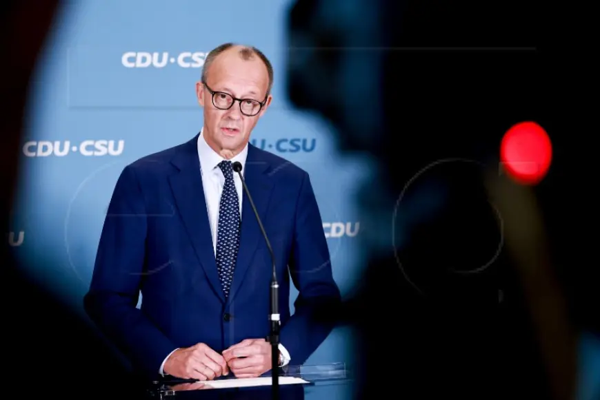 SCHOLZ SE NAKON RASPADA KOALICIJE SASTAO S ČELNIKOM OPORBE MERZOM