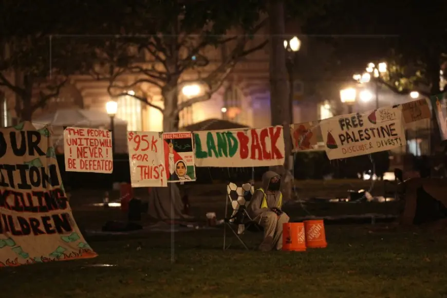 TISUĆE LJUDI NA PROPALESTINSKIM PROSVJEDIMA U DUBLINU