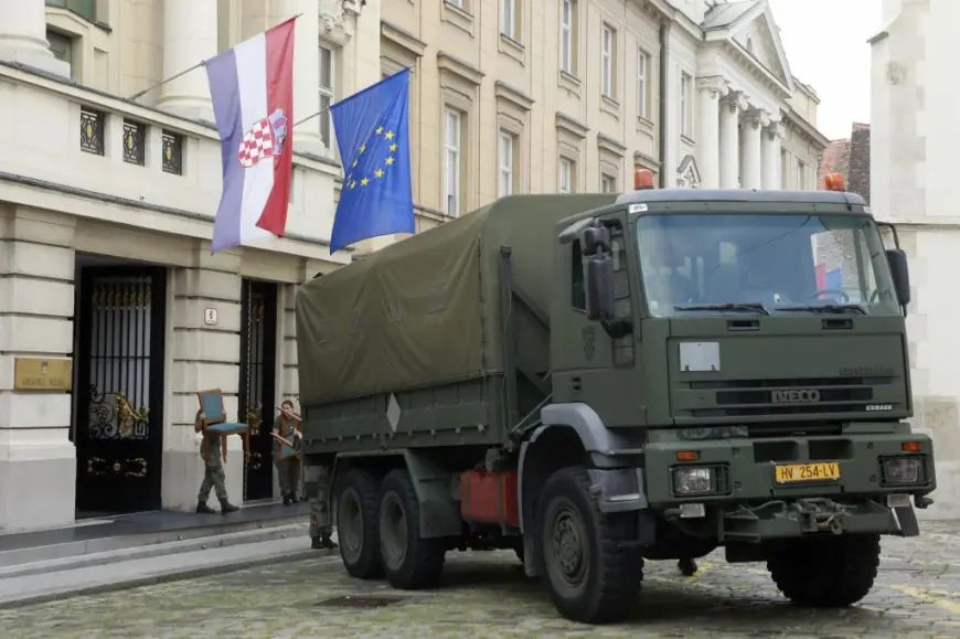 VOJNIK PARKIRAO KAMION HV-a, KAMION KRENUO I PRIGNJEČIO GA