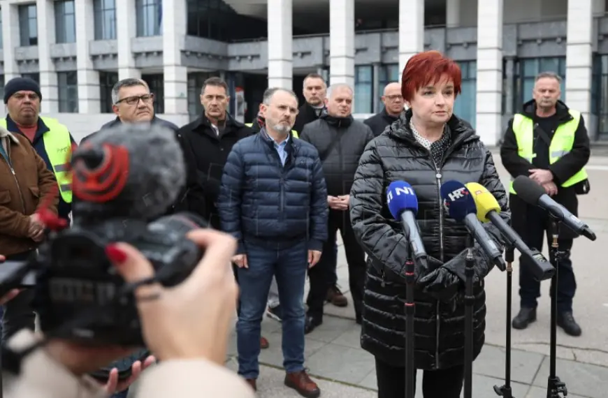 SINDIKATI INA GRUPE SPREMNI NA ŠTRAJK AKO UPRAVA NE PRISTANE NA POVEĆANJE PLAĆA