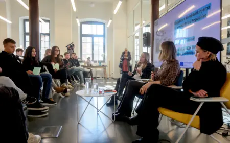 SELAK RASPUDIĆ I KEKIN RAZGOVARALE S MLADIMA KOJI PRVI PUT GLASAJU