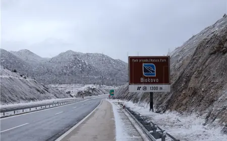 HAK: ZIMSKI UVJETI U LICI I GORSKOM KOTARU; JAKA BURA PREKIDA POMORSKI PROMET