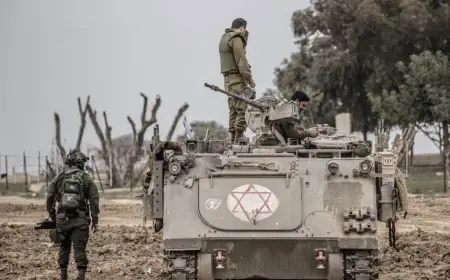 IZRAELSKA VOJSKA BLIZU DAMASKA NAKON IZAELSKIH ZRAČNIH NAPADA NA SIRIJSKE BAZE