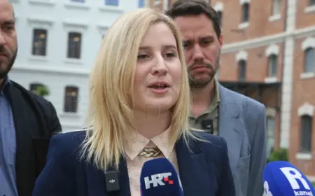 VIJEĆNICI MOŽEMO! U RIJECI PROZVALI ODGOVORNE ZA TRAGEDIJU U TVORNICI RIBE "ORADA"