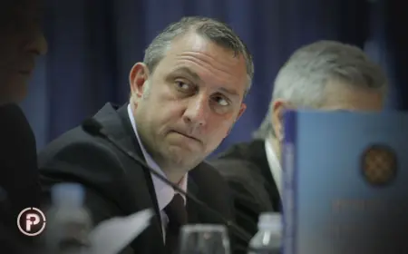 BIVŠI PREDSJEDNIK HAJDUKA PRODAO STAN ZA MILIJUN EURA I JOŠ ŽIVI U NJEMU! DELOŽACIJA OPET ODGOĐENA