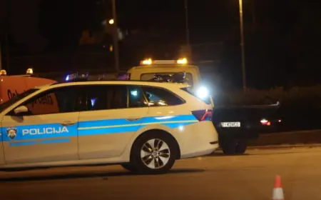 U SPLITU ZAPALJEN POLICIJSKI AUTOMOBIL! INCIDENT ISPRED STANICE, PRIVEDEN 37-GODIŠNJAK