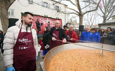 BADNJAK NA SPLITSKOM PAZARU UZ BAKALAR S GRAHOM I TJESTENINOM