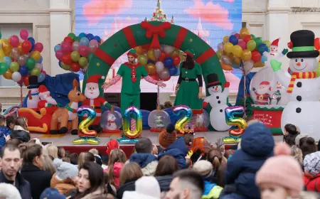 FOTOGALERIJA; NA NARODNOM TRGU ODRŽAN DJEČJI DOČEK NOVE GODINE