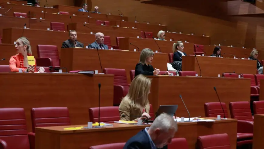 SABOR: OBJAVLJEN PLAN GLASANJA, SDP NEĆE GLASATI O USTAVNIM SUCIMA