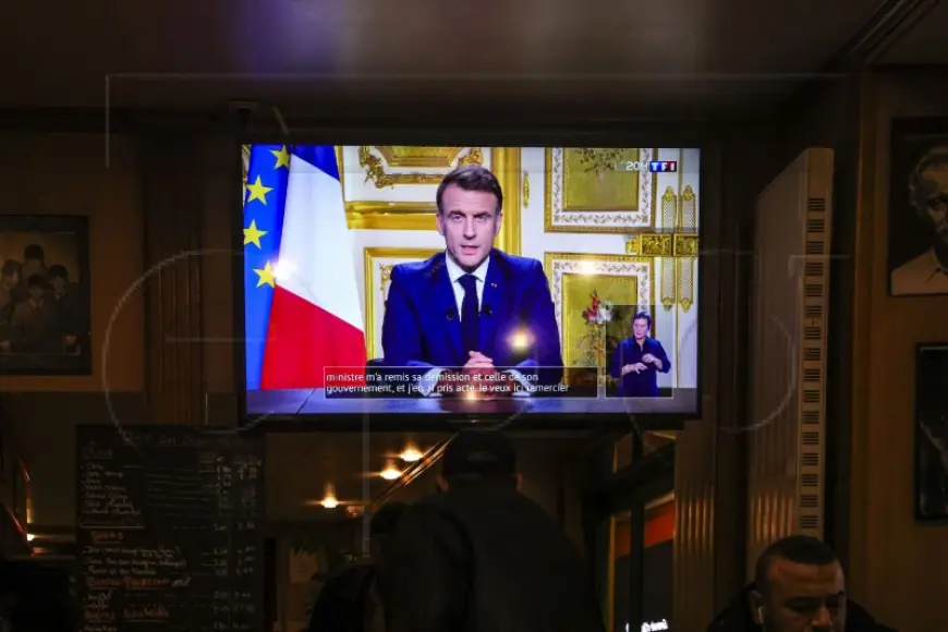 MACRON U POTRAZI ZA STABILNOM VLADOM