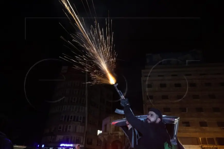 SIRIJU ČEKA BUDUĆNOST BEZ ASADA NAKON PADA DAMASKA U RUKE POBUNJENIKA