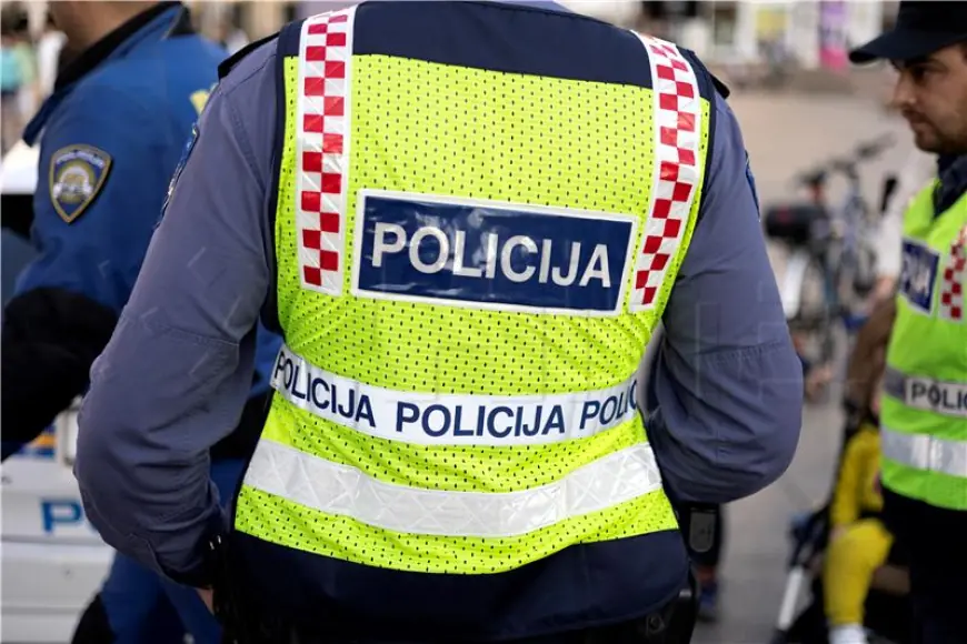 SUDARILI SE AUTOMOBIL I KAMION NA AUTOCESTI: TEŠKO OZLIJEĐENA ŽENA UMRLA U BOLNICI
