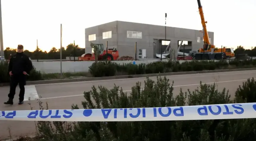 POGINULA OSOBA U URUŠAVANJU HALE U INDUSTRIJSKOJ ZONI PODI U ŠIBENIKU