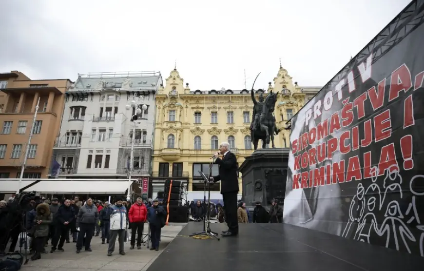 ŠPIKA NA PROSVJEDU: OD DEKLARACIJE UMIROVLJENICI NEĆE IMATI NIKAKVE KORISTI
