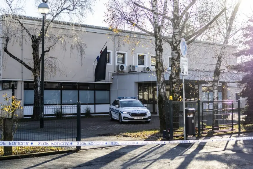 PREDSTAVNICI VIJEĆA RODITELJA OŠ PREČKO: NADLEŽNI NISU PODUZELI POTREBNE MJERE