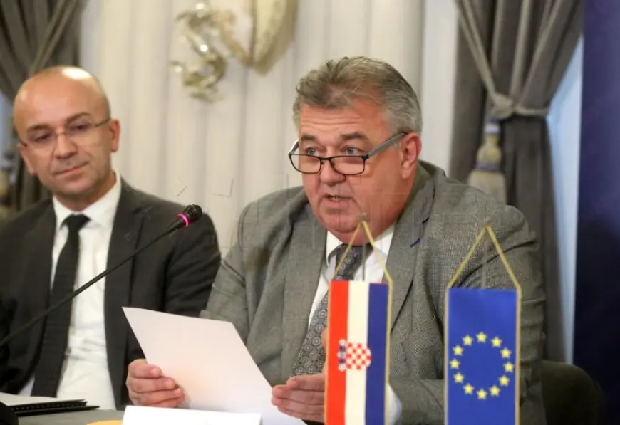 DIP: HRVATSKI PREDSJEDNIK BIT ĆE IZABRAN 12. SIJEČNJA