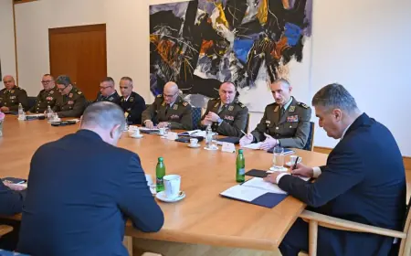 MILANOVIĆ S NAČELNIKOM GLAVNOG STOŽERA: OVO SU KLJUČNE PORUKE